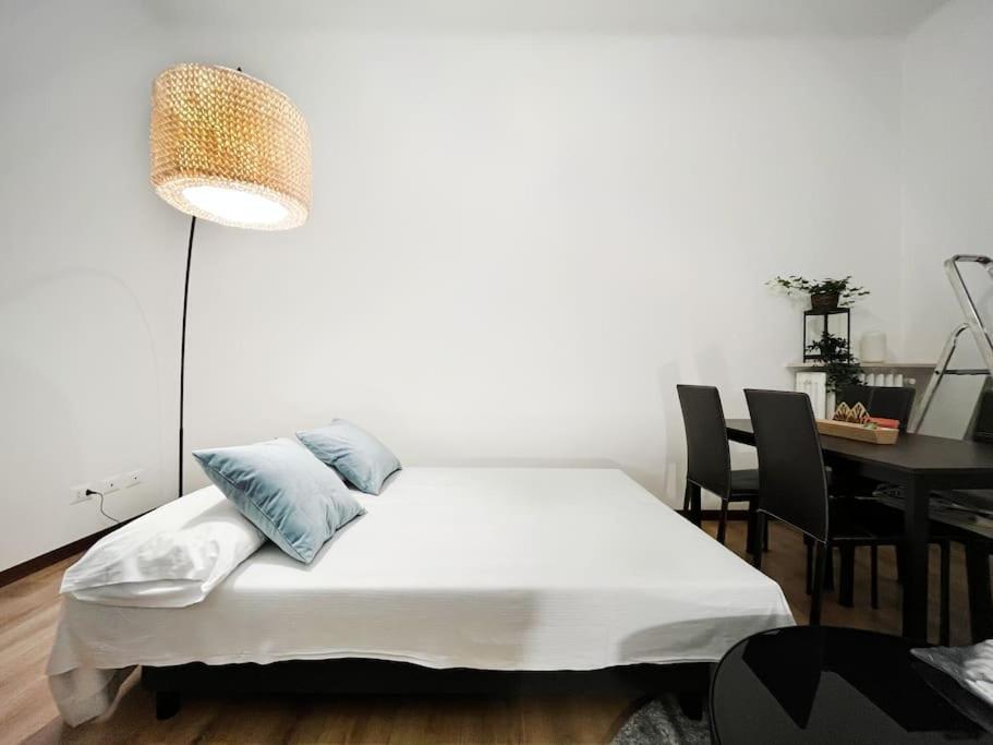 20 Min Duomo *Design Apartment* Milano Ngoại thất bức ảnh